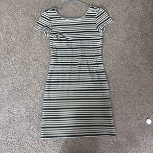 Super cute billabong dress. Just a tad short for me unfortunately.